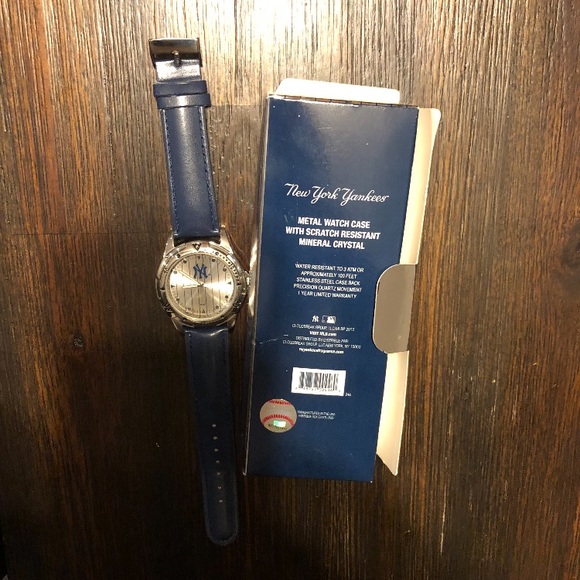 Yankees Watch - Picture 4 of 8